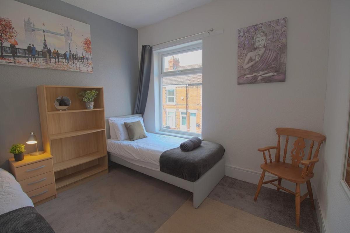 Holiday home Egton St - Stylish House With Parking, Near Town! Kingston upon Hull